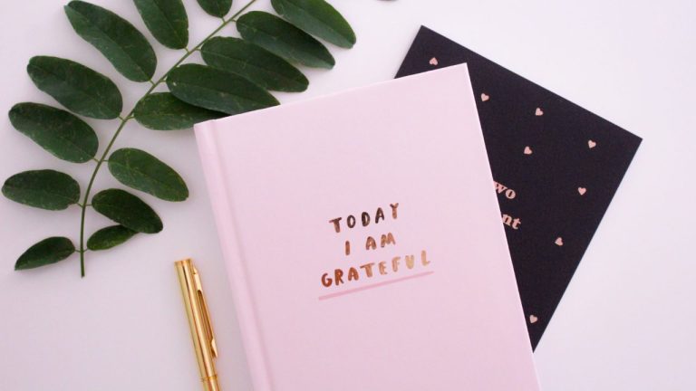 5 Reasons To Start A Gratitude Journal