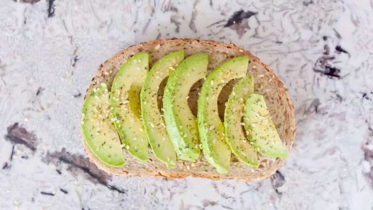 The Benefits of Eating Avocados